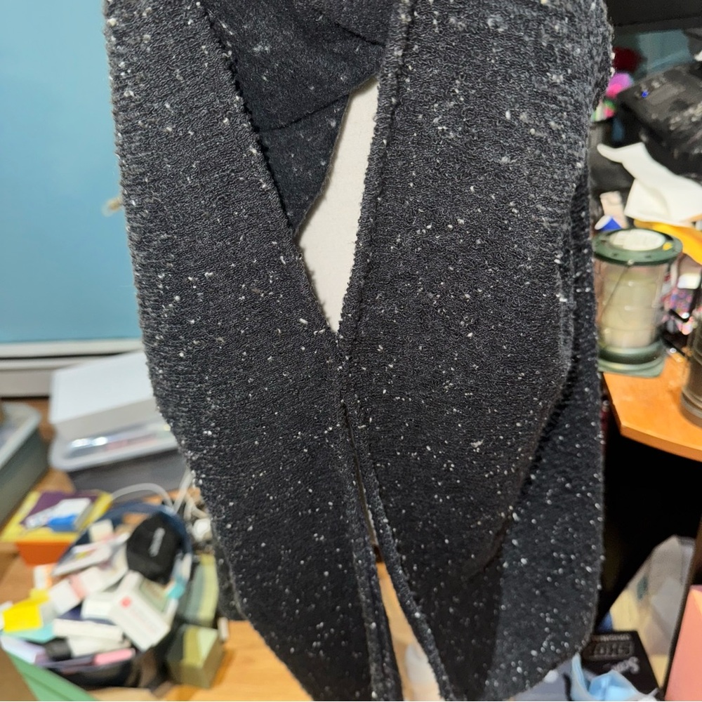 Wool shawl - Picture 6 of 6